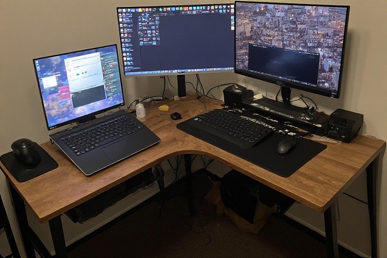 corner desk top setup